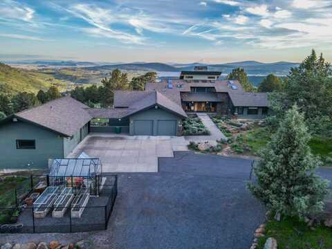 1047 Apogee Way, Klamath Falls, OR 97601