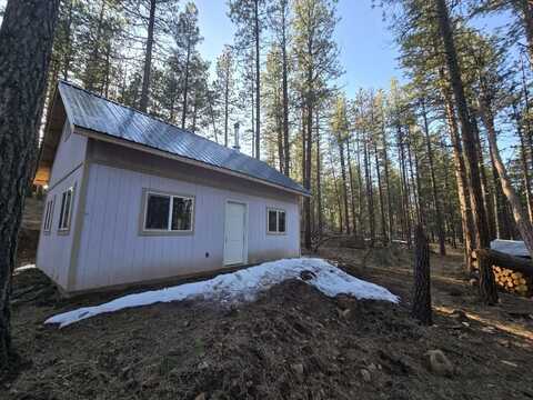 31583 Chicken Hawk Lane, Bonanza, OR 97623