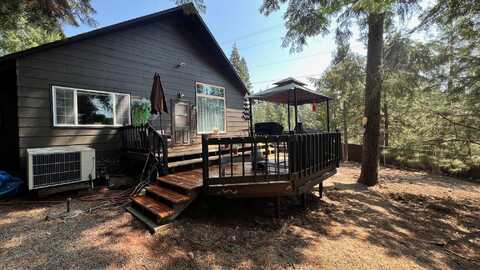 26328 Forest Park Lane, Klamath Falls, OR 97601