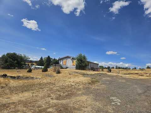 5275 Mahan Avenue, Klamath Falls, OR 97601