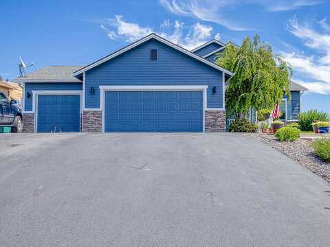 2727 Sierra Heights, Klamath Falls, OR 97603