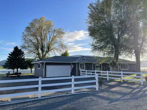 10773 Crystal Springs Road, Klamath Falls, OR 97603
