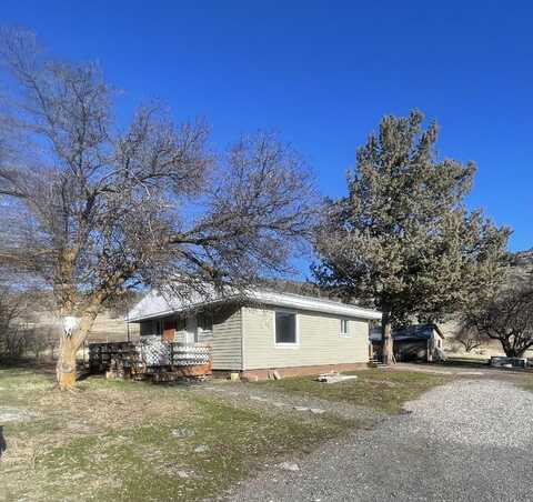 6067 Uhrmann Road, Klamath Falls, OR 97601