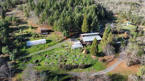105 Scott Drive, Grants Pass, OR 97527