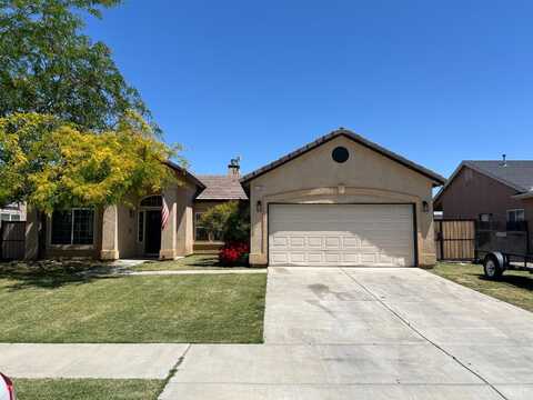 1130 Evergreen Avenue, Lemoore, CA 93245