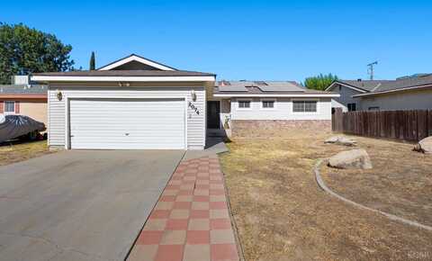 2074 Stratford Way, Hanford, CA 93230