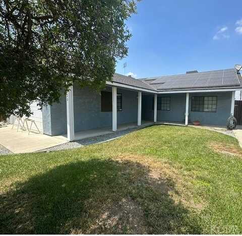 1320 Bass Circle, Hanford, CA 93230