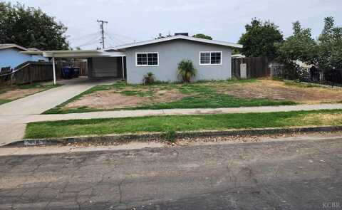 816 Holt Avenue, Hanford, CA 93230