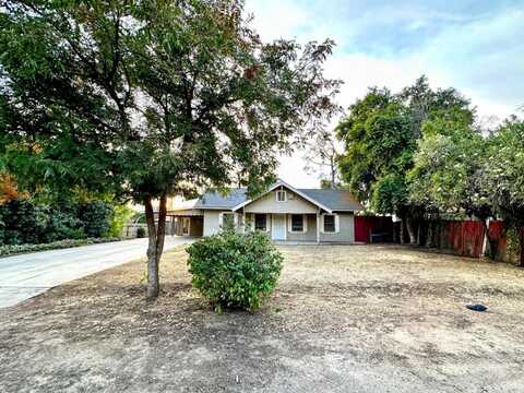 433 Evelyn Avenue, Fresno, CA 93727