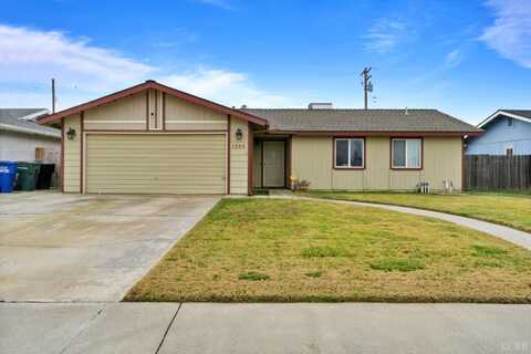 1355 Maxwell Drive, Hanford, CA 93230