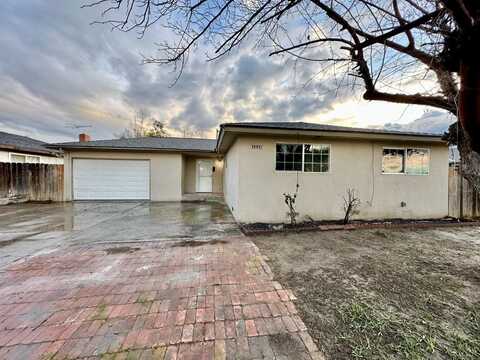 4886 Leisure Avenue, Fresno, CA 93727