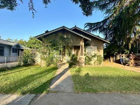 816 Arthur Avenue, Fresno, CA 93728