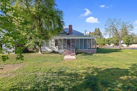 309 Chinowth Street, Visalia, CA 93291