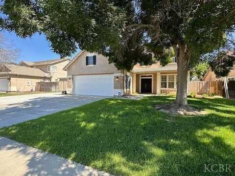 924 Windsor Drive, Hanford, CA 93230