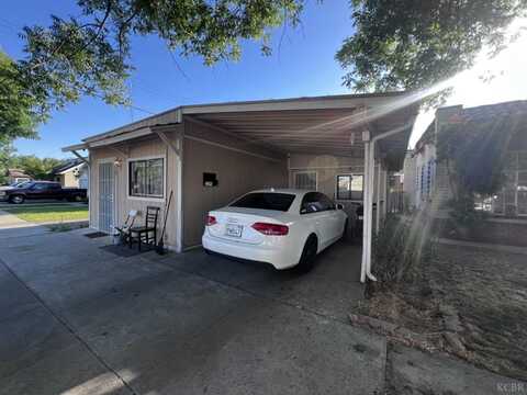 229 Hill Street, Lemoore, CA 93245