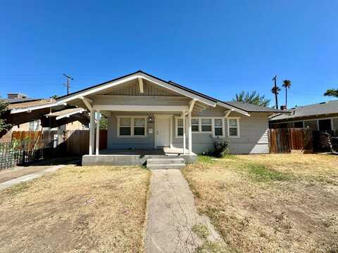 3943 Verrue Avenue, Fresno, CA 93702