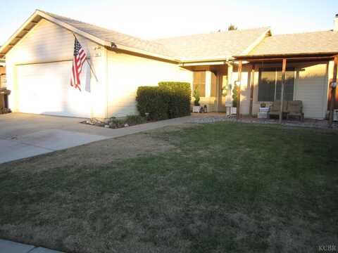 746 Pepper Avenue, Lemoore, CA 93245