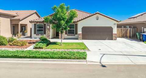 684 Strada Street, Lemoore, CA 93245