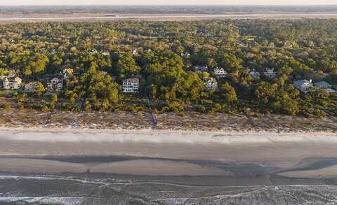 99 Flyway Dr, Kiawah Island, SC 29455
