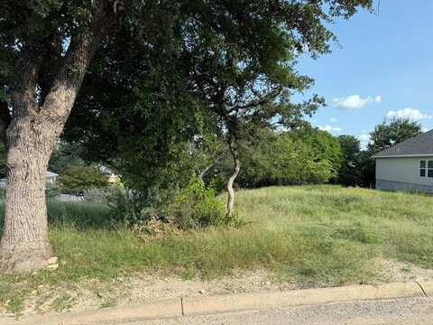 1701 N Valencia Dr, Kerrville, TX 78028