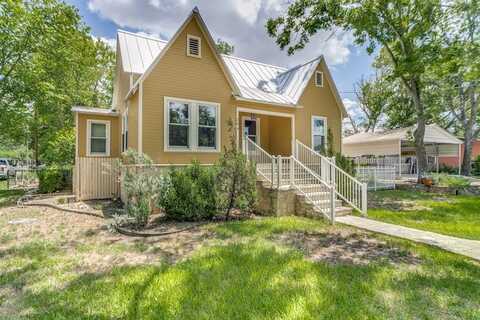 206 Broadway, Comfort, TX 78013