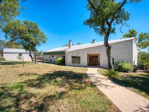 135 Silver Springs, Kerrville, TX 78028