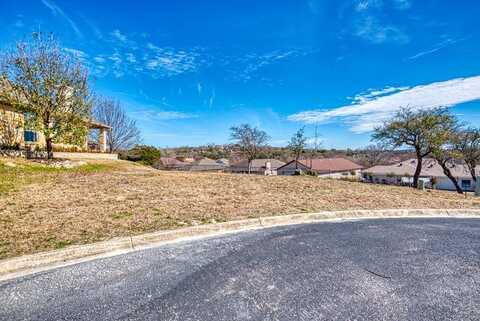 2005 N Cordoba Ave, Kerrville, TX 78028