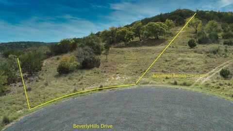 380 Beverly Hills Lane, Kerrville, TX 78028