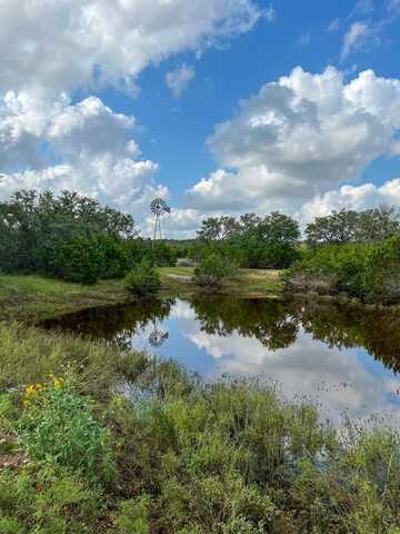 171 Deadend Rd, Mountain Home, TX 78058