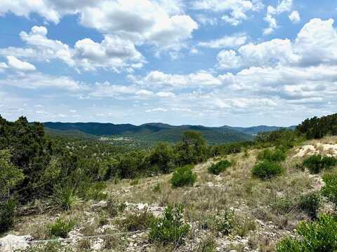 847 Sky View Lane, Camp Wood, TX 78833