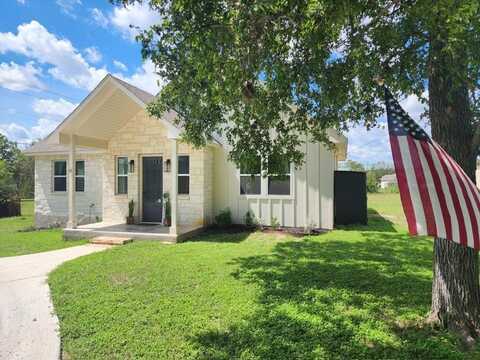 11 E River Oaks Lane, Ingram, TX 78025