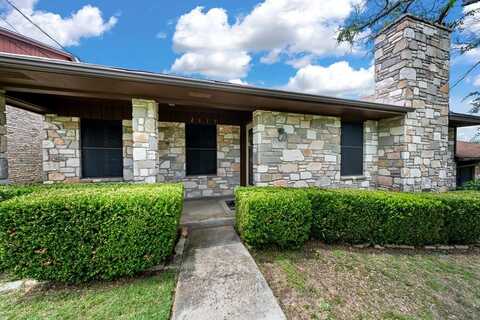 2117 West Lane, Kerrville, TX 78028