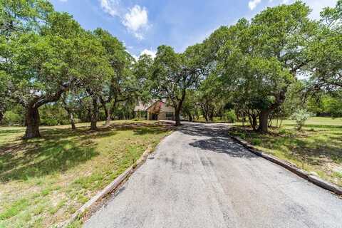 120 Pleasant Valley Dr, Boerne, TX 78006