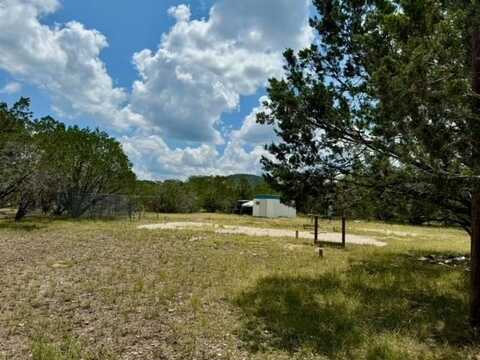 256 Jim Dalrymple Rd, Leakey, TX 78873