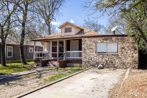 808 Tivy St, Kerrville, TX 78028