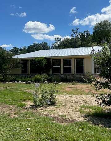 210 A Lange Ravine Rd, Hunt, TX 78024