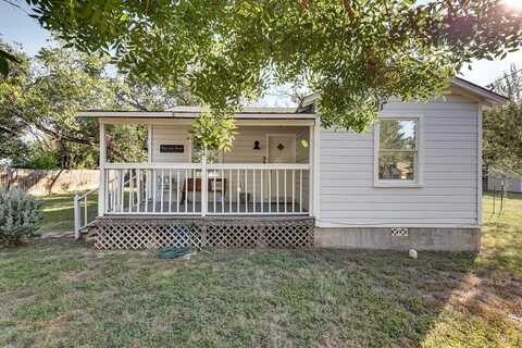 224 S Starkey St, Kerrville, TX 78028