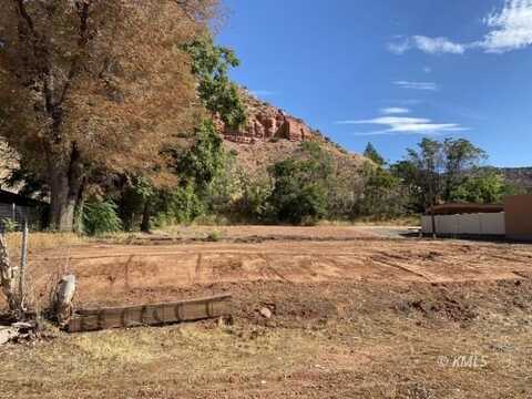 300 North, Kanab, UT 84741