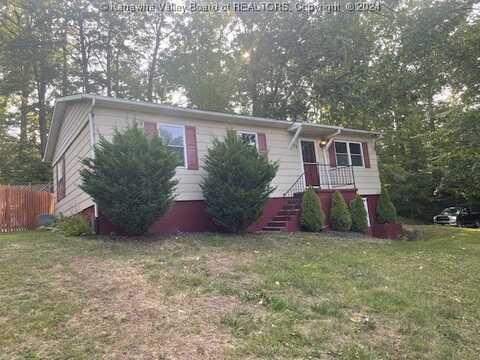 735 Thompson Road, Culloden, WV 25510