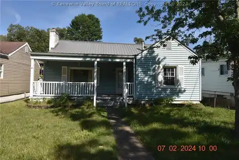 2005 Roxalana Road, Dunbar, WV 25064