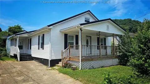 138 Jackson, East Bank, WV 25067