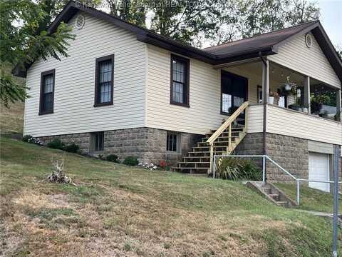 338 Central Avenue, South Charleston, WV 25302