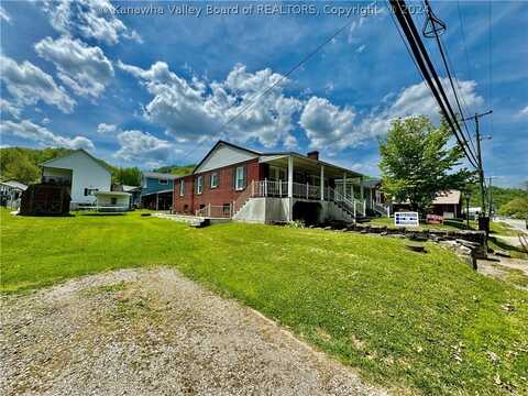 212 Riverside Drive W, Madison, WV 25130