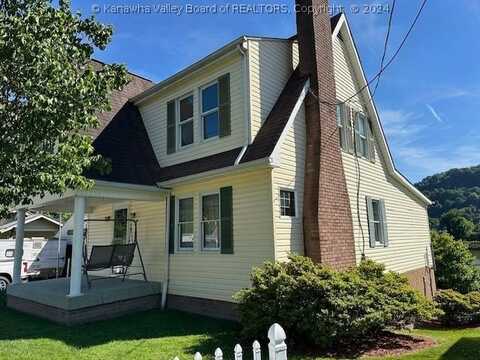 2032 Orchard Avenue, Belle, WV 25015