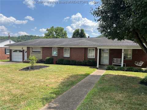 297 Ada Dell Avenue, Hurricane, WV 25526