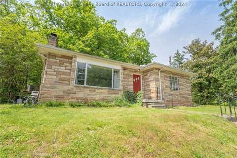 942 Churchill Circle, Charleston, WV 25314