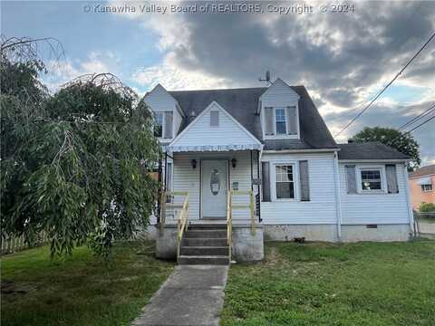 701 Holley Street, Saint Albans, WV 25177