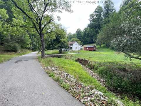 3254 Three Lick Road, Orlando, WV 26412