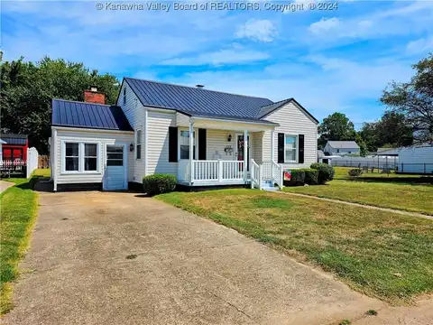 123 Pleasant Street, Point Pleasant, WV 25550