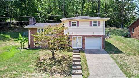 1505 Village Drive, South Charleston, WV 25309